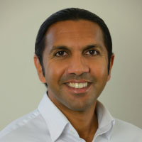 Dr Avi Ratnanesan